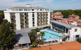 Grand Hotel Esplanada Bibione Exterior photo