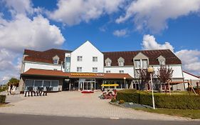 Thermenhotel Kurz Lutzmannsburg Exterior photo