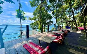 The Cliff Hostel, M'Pay Bay Koh Rong Sanloem Exterior photo