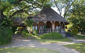 Stanley And Livingstone Game Reserve Hotel Victoria Falls Exterior photo