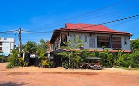 Nika'S House Hostel Siem Reap Exterior photo