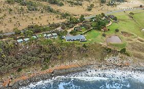 Hamptons On The Bay Villa Swansea Exterior photo