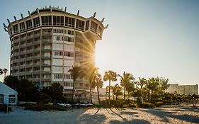 Bellwether Beach Resort St. Pete Beach Exterior photo