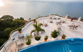 Grand Miramar All Luxury Suites & Residences (Adults Only) Puerto Vallarta Exterior photo