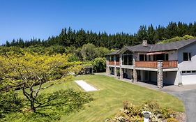 Chalet Eiger Villa Taupo Exterior photo