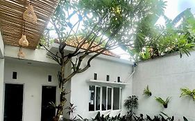 Best Canggu Hostel Exterior photo