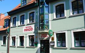 Bacchus Panzio Bed & Breakfast Eger Exterior photo