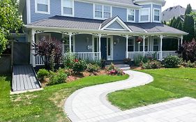 Blue Skies Bed & Breakfast Bed & Breakfast Niagara-on-the-Lake Exterior photo