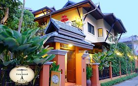 Wualai Sabaidee Bed & Breakfast Chiang Mai Exterior photo