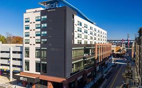 Aloft Atlanta At The Battery Atlanta Hotel Exterior photo