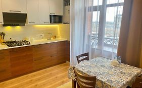 Spacious Apartment In New Building, Near The City Center And Airport Tashkent Exterior photo