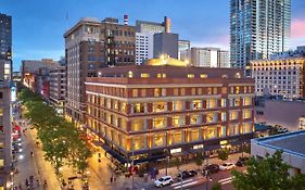 Courtyard By Marriott Denver Downtown Hotel Exterior photo