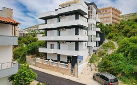 Apartments & Hotel Eleanna Sarande Exterior photo