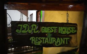 Ida Guest House & Jungle Trekking Bukit Lawang Exterior photo