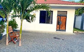 Tulivu House -2Bedroom Vacation Home Close To The Beach Dar es Salaam Exterior photo