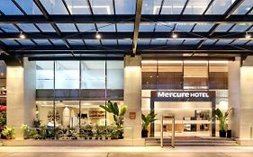 Mercure Jakarta Gatot Subroto Hotel Exterior photo