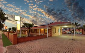 Charles Rasp Motor Inn & Cottages Broken Hill Exterior photo