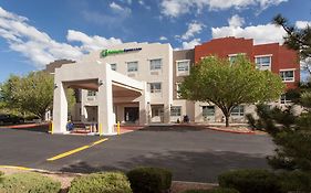 Holiday Inn Express & Suites Santa Fe Exterior photo