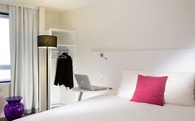 Ibis Styles Lille Centre Gare Beffroi Hotel Exterior photo