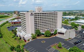 Doubletree By Hilton St. Louis At Westport Hotel Maryland Heights Exterior photo