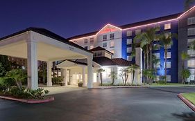 Hilton Garden Inn Anaheim/Garden Grove Exterior photo