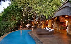 Motswiri Private Safari Lodge Madikwe Game Reserve Exterior photo