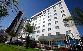 Oitis Hotel Goiania Exterior photo