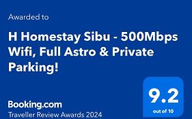 H Homestay Sibu - 500Mbps Wifi, Full Astro & Private Parking! Exterior photo