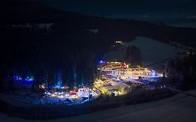 Hotel Berghof Soll Exterior photo