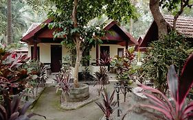 Savithri Inn Cottage Varkala Exterior photo