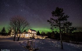 Gite Aux Jardins De L'Anse Bed & Breakfast Perce Exterior photo