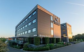 Mezzo Hotel & Business Beringen Exterior photo