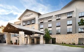 Courtyard By Marriott New Braunfels River Village Exterior photo