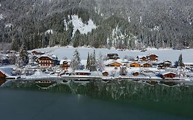 Ferienhof Obergasser Und Bergblick Villa Weissensee Exterior photo