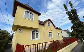 Kiskut Liget Pension Bed & Breakfast Gyor Exterior photo