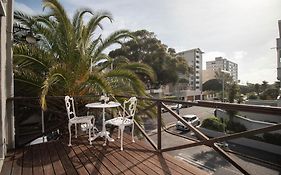 Spring Tide Inn By Ctha Cape Town Exterior photo