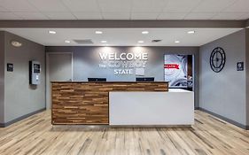 Newly Renovated-Hampton Inn & Suites Casper Exterior photo