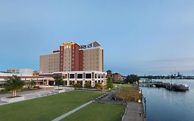 Embassy Suites By Hilton Wilmington Riverfront Exterior photo