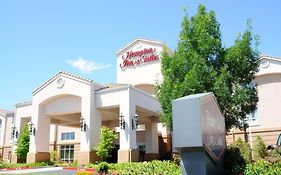 Hampton Inn & Suites Redding Exterior photo