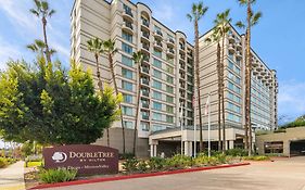 Doubletree By Hilton San Diego-Mission Valley Hotel Exterior photo