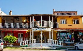 Pousada Tropicalia Hotel Canoa Quebrada Exterior photo