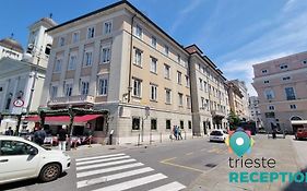 Locanda Al Volo Tommaseo Hotel Trieste Exterior photo