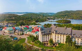 Fairmont Tremblant Hotel Exterior photo