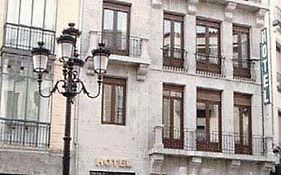 Hotel Rey Nino Avila Exterior photo