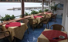 Holidays Baia D'Amalfi Hotel Exterior photo