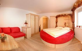 Bed & Breakfast Landhaus Strasser Bed & Breakfast Soll Room photo