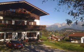 Pension Feiersinger Guest House Kitzbuhel Exterior photo