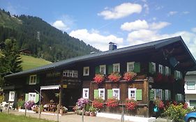 Schusterhof Villa Mittelberg Exterior photo