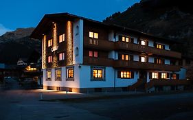 Pension Kilian Bed & Breakfast Lech am Arlberg Exterior photo