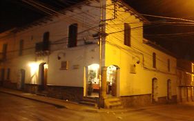 Hostal Recoleta Sur Hotel Sucre Exterior photo